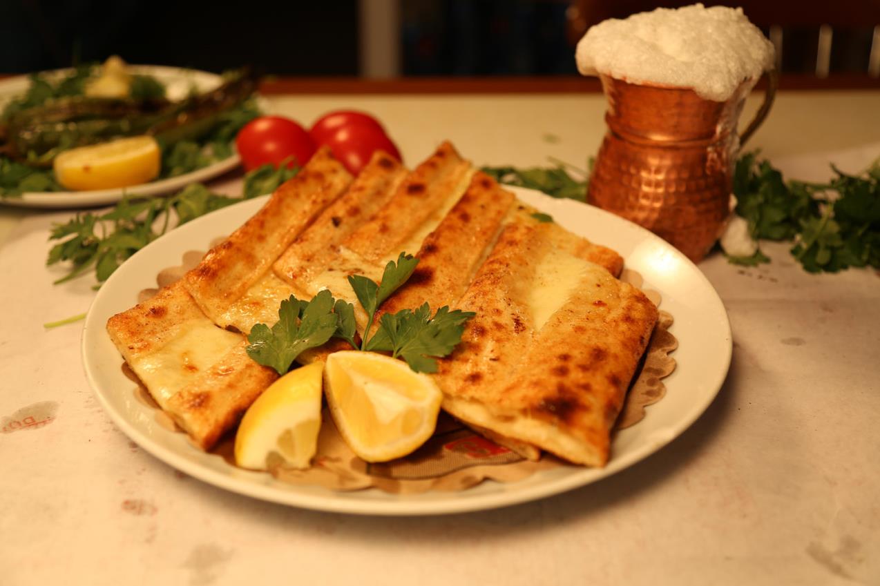 Peynirli Pide